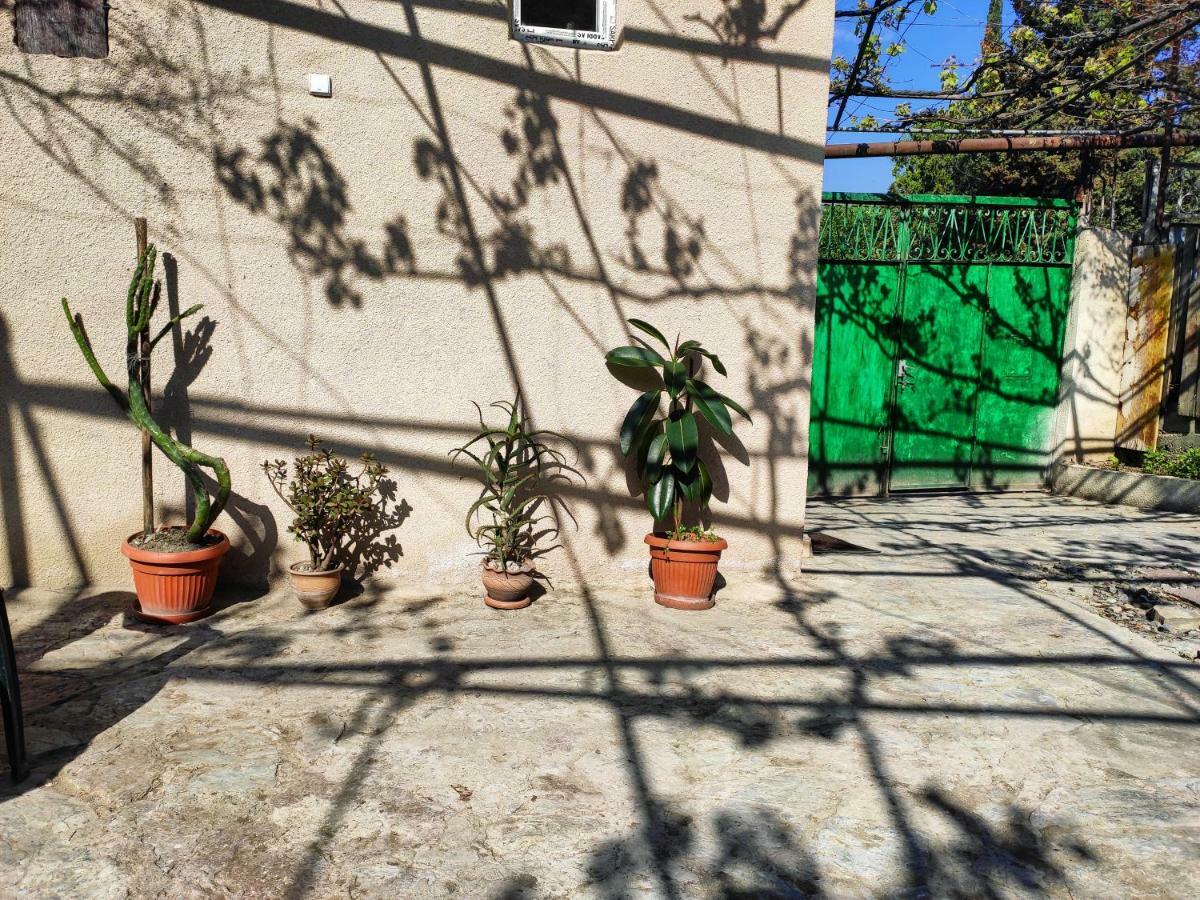 Guesthouse Ttt Tiflis Dış mekan fotoğraf